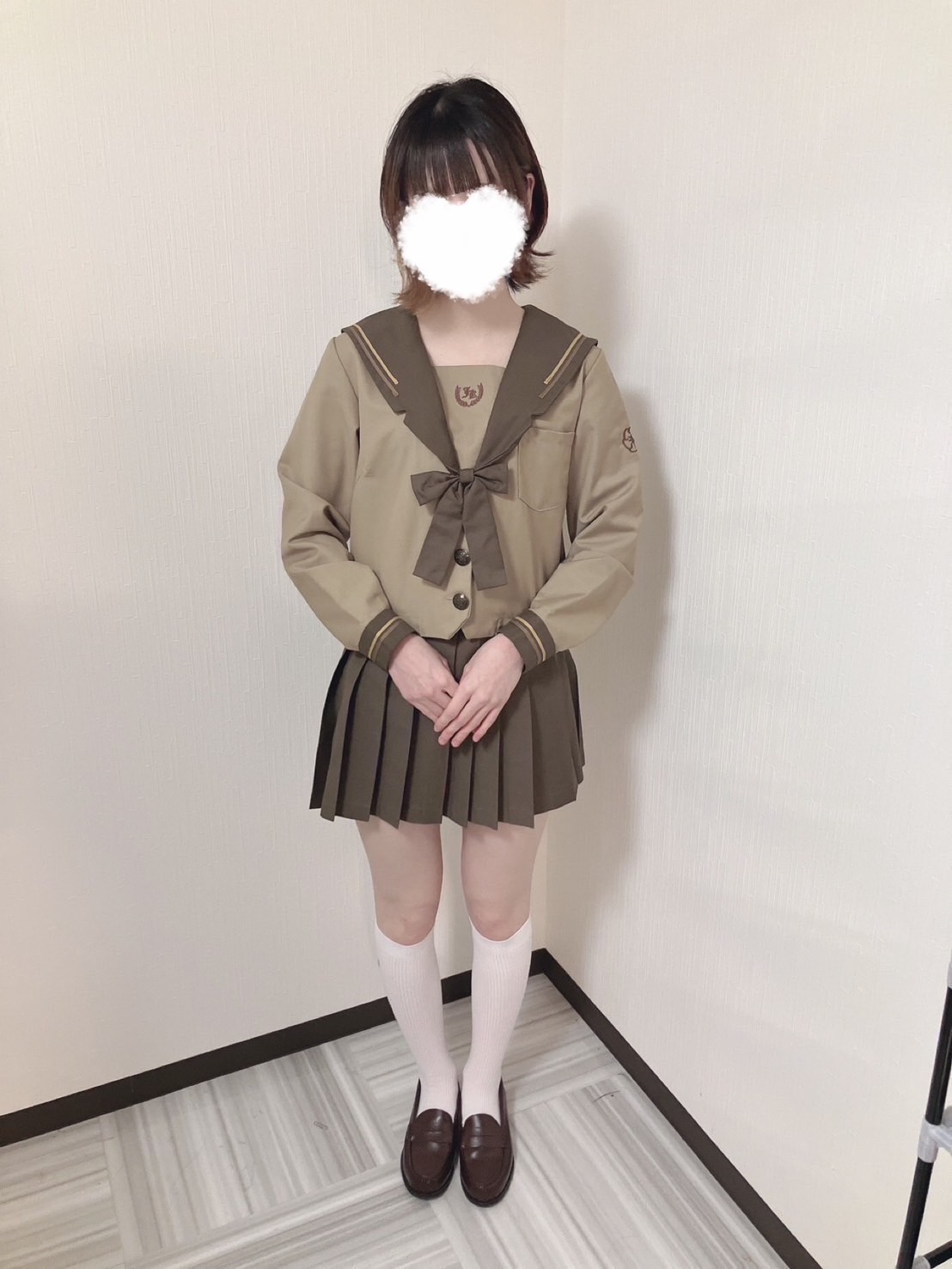 乃〇坂系　ブラウン